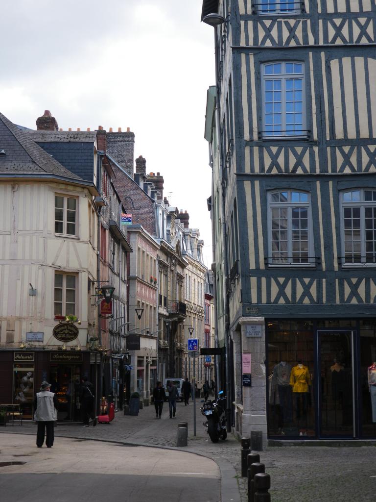 09.Rue Saint-Nicolas.jpg