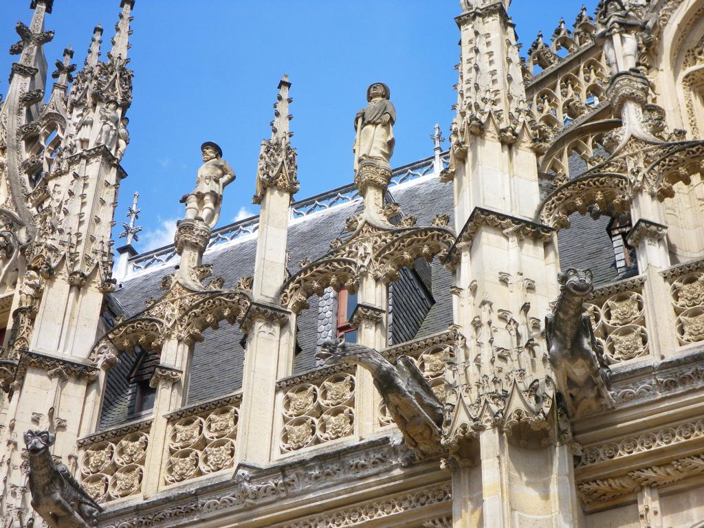 15.Palais de Justice.jpg
