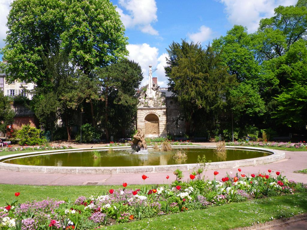 05.Abbatiale Saint-Ouen.jpg