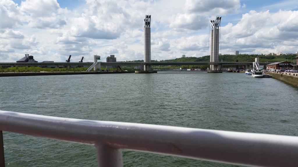 54.Pont_Gustave_Flaubert.jpg