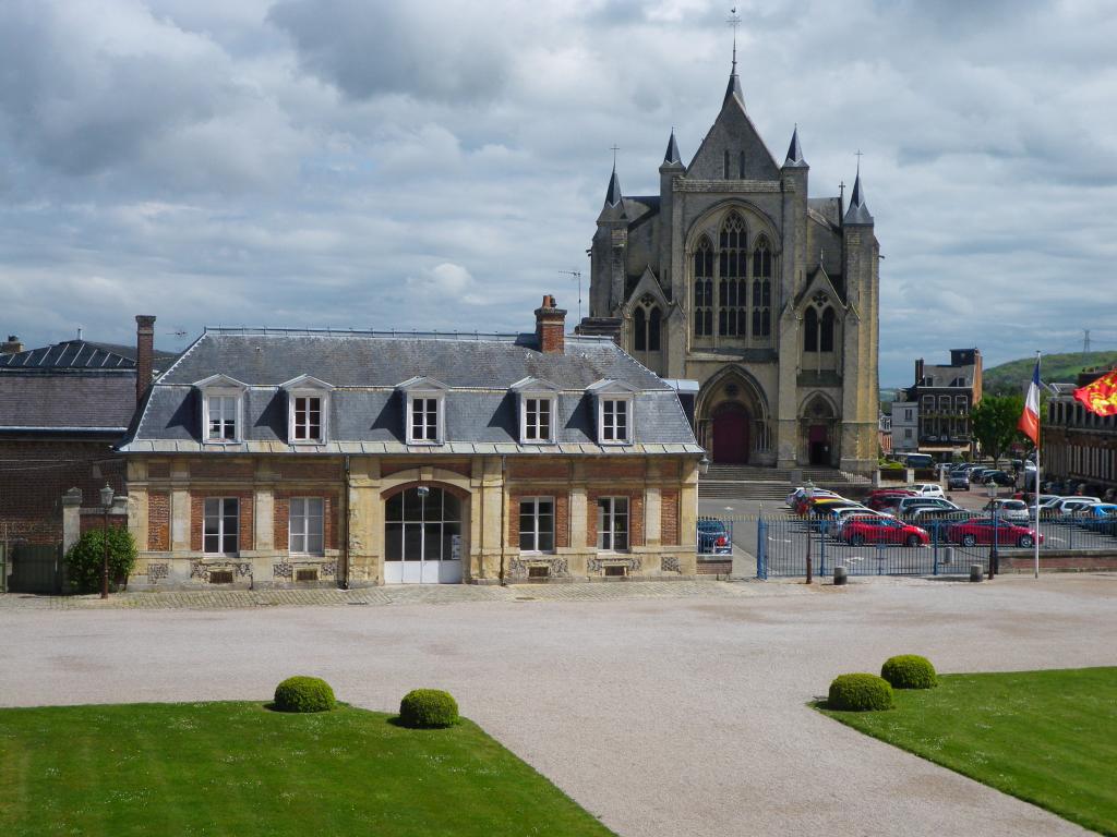 04.Collegiale.jpg