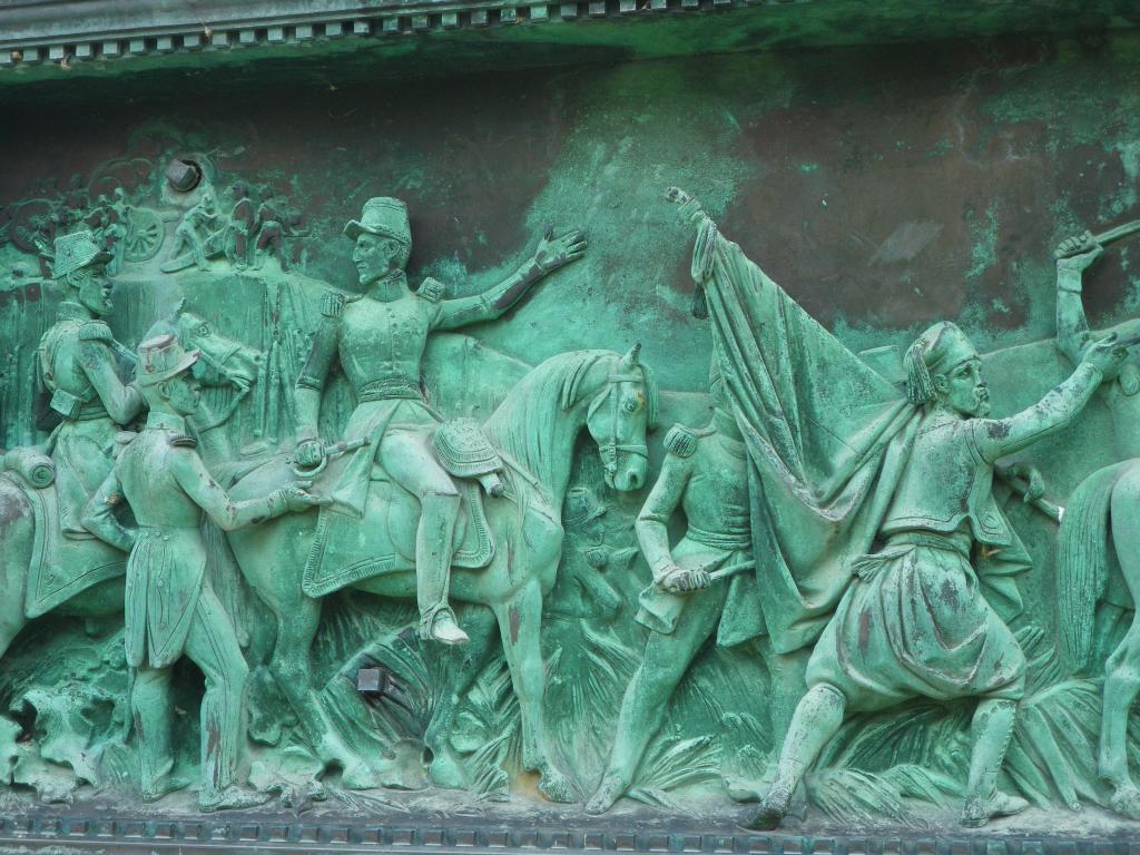 24.Bas-reliefs.jpg
